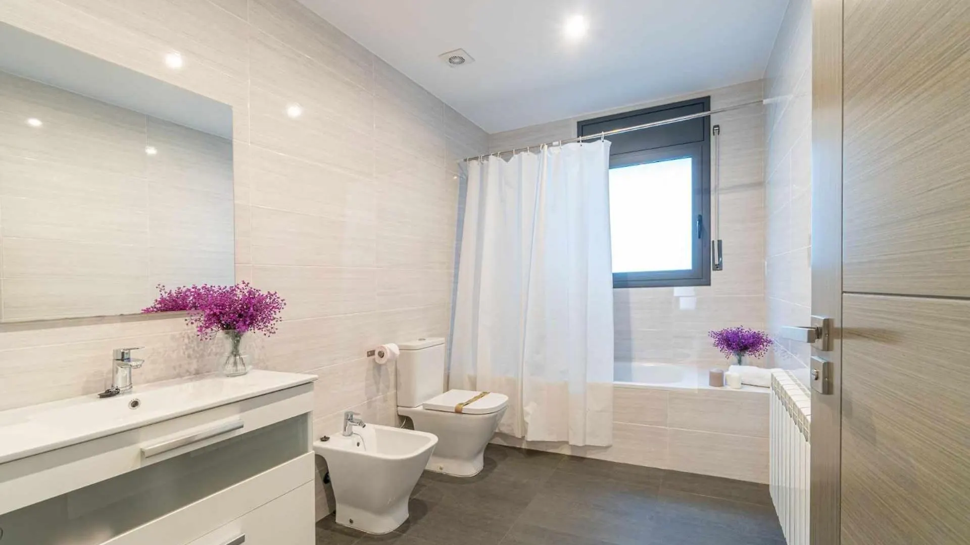 Jouvacations Villa Domenec Figueras